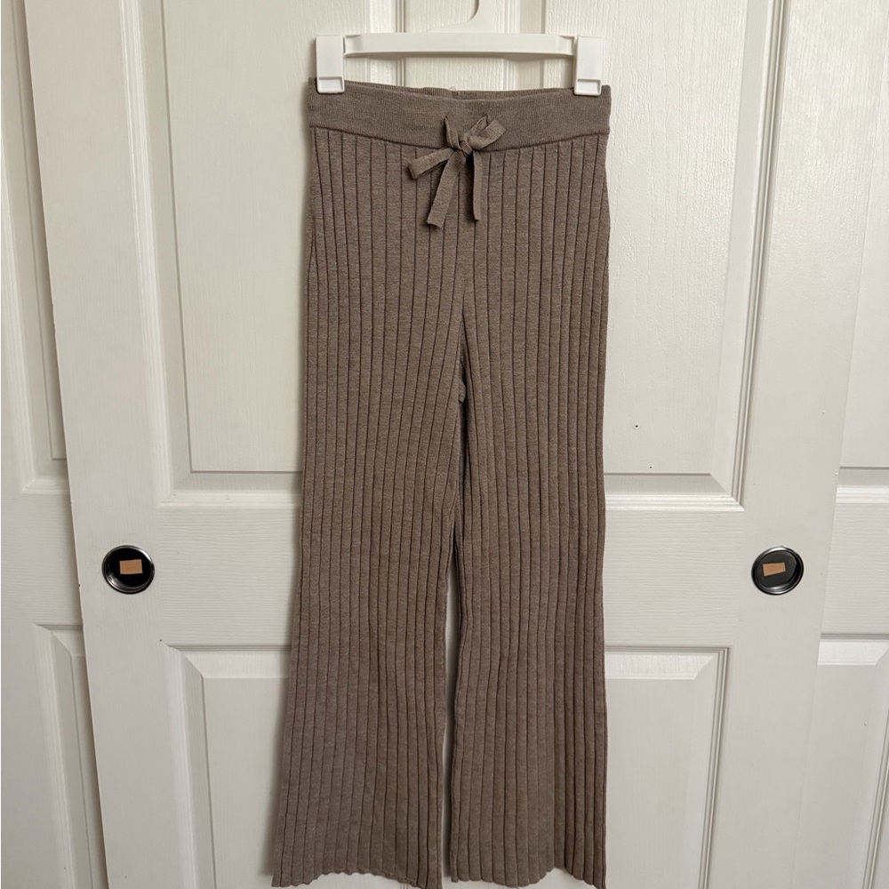 H&M Taupe Ribbed Knit Set - Picture 3 of 5
